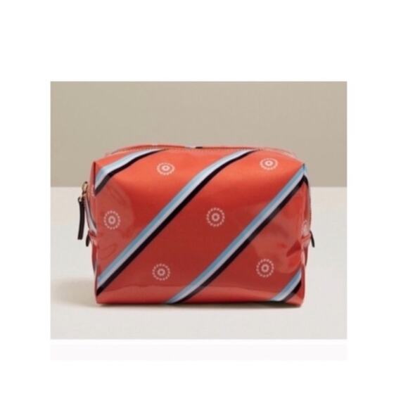 Jack Rogers Large Cosmetic Bag. - Picture 1 of 6